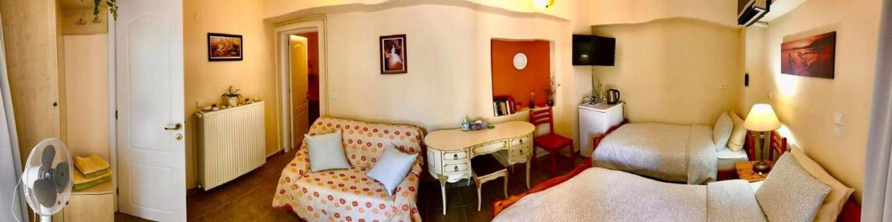 Dafnáta Kostas Walkers Point B&B 외부 사진