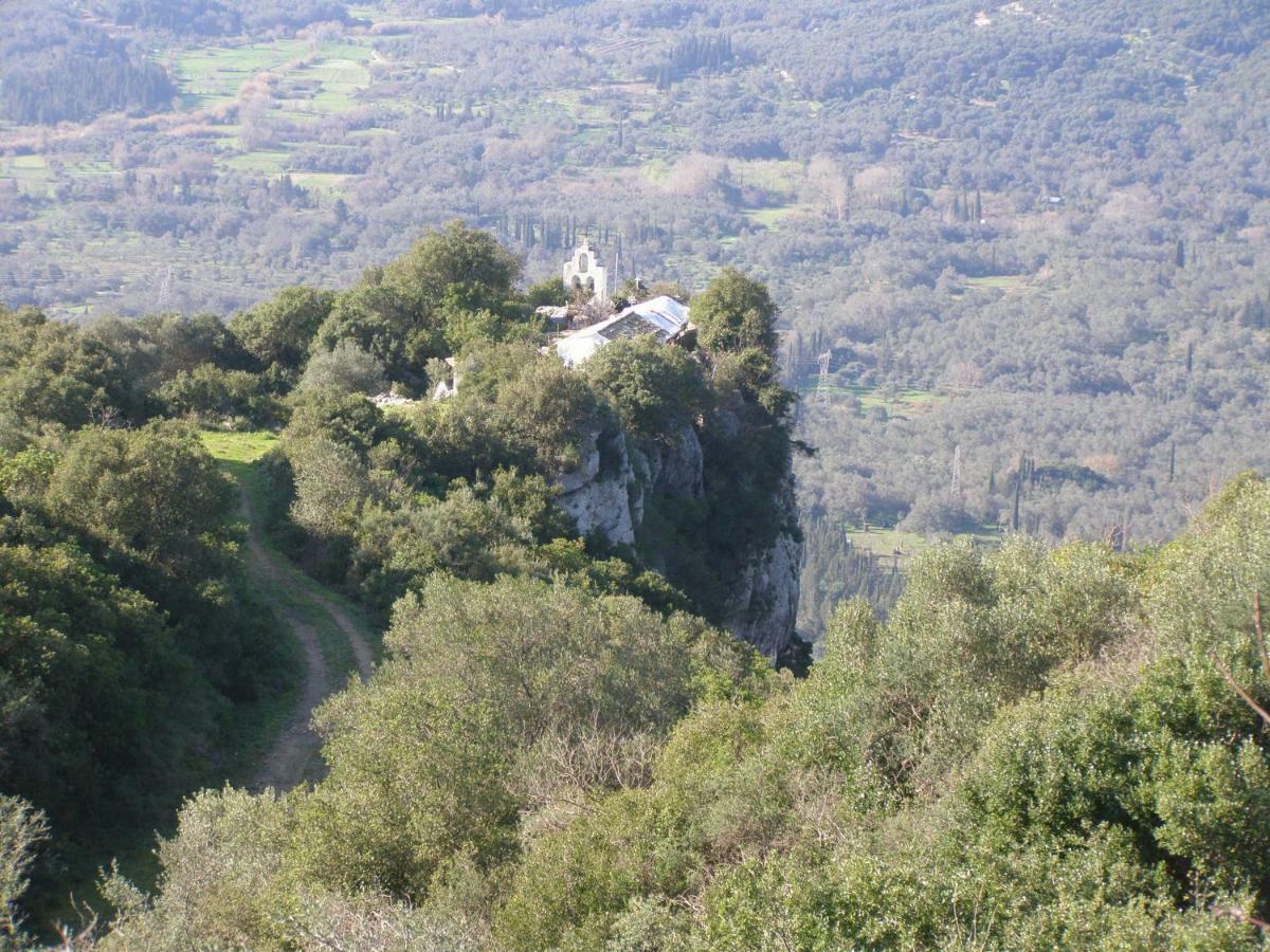 Dafnáta Kostas Walkers Point B&B 외부 사진