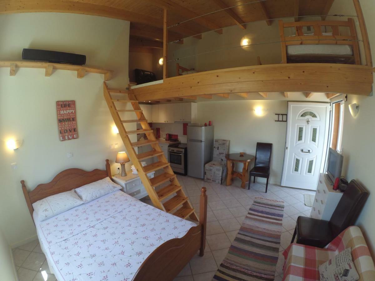 Dafnáta Kostas Walkers Point B&B 외부 사진