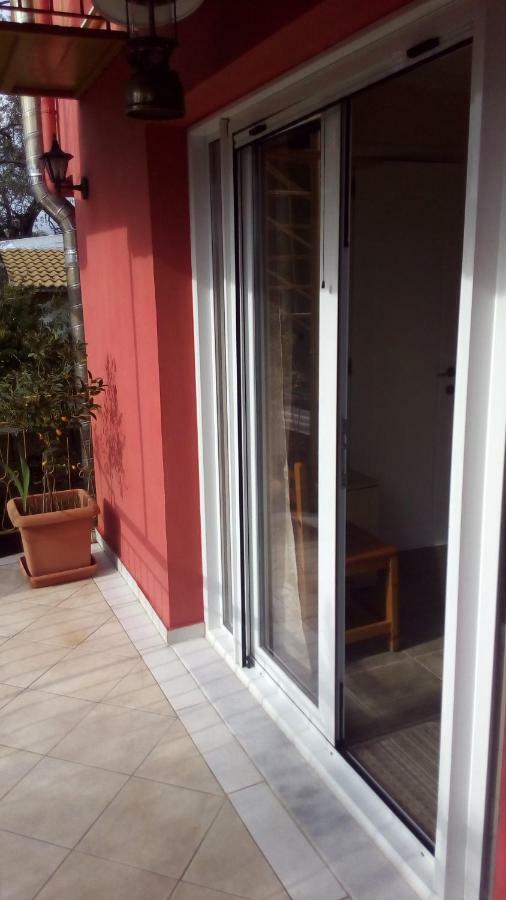 Dafnáta Kostas Walkers Point B&B 외부 사진