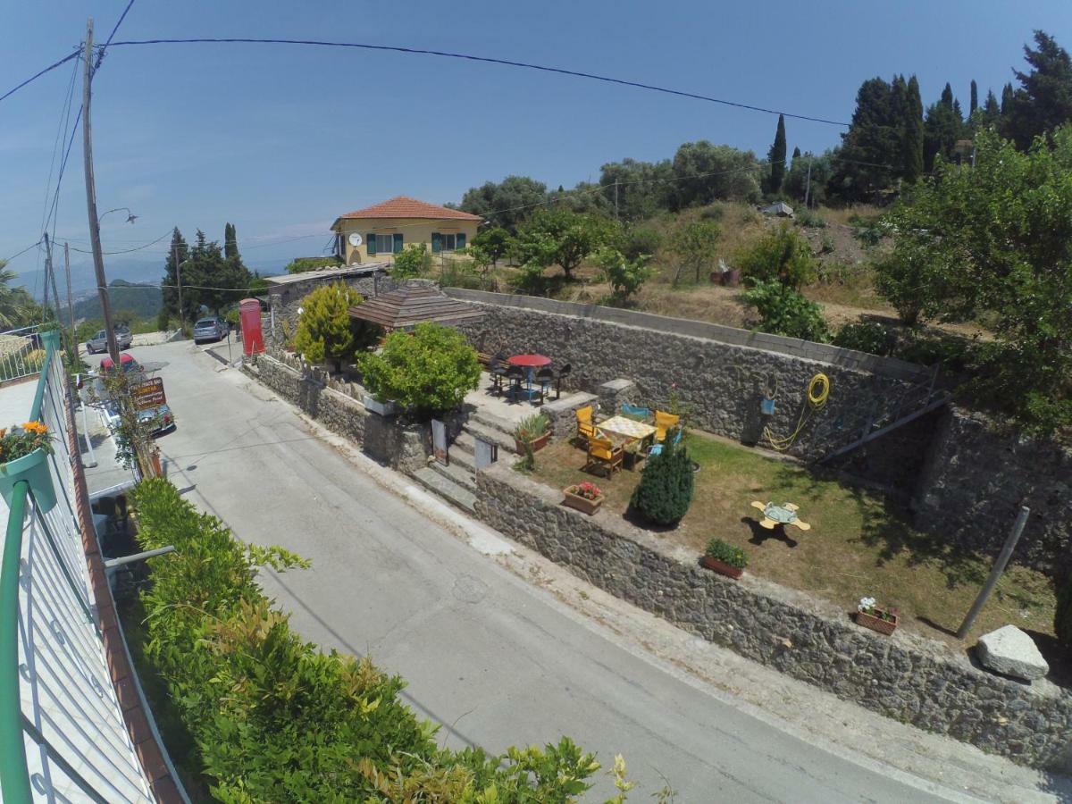 Dafnáta Kostas Walkers Point B&B 외부 사진